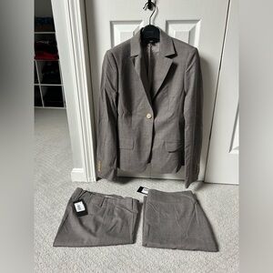 Hugo Boss Womens 3 piece suit